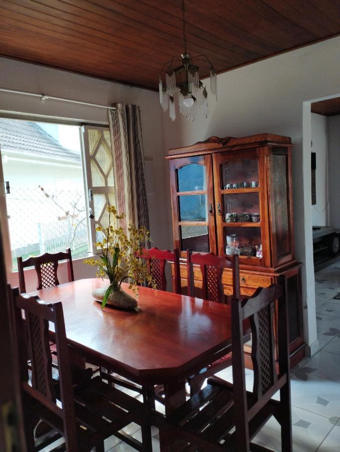 Casa Aconchegante Na Serra Campos do Jordão Kültér fotó